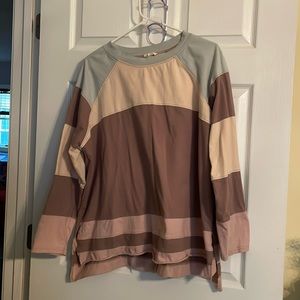 Color block super cute shirt